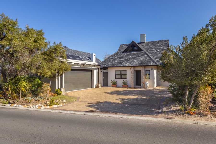 4 Bedroom Property for Sale in Pearl Valley at Val de Vie Western Cape